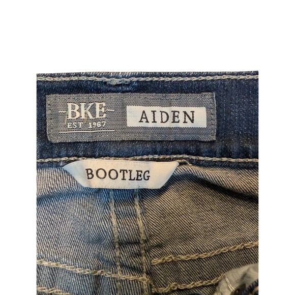 BKE Aiden Jeans Mens 25R Blue Denim BootLeg Boot Thick Stitch Double Pockets - Picture 3 of 8